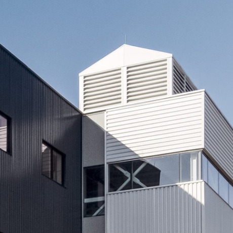 Une refonte de marque basée sur l’approche chaleureuse et consciente d’un groupe d’architectes reconnus.